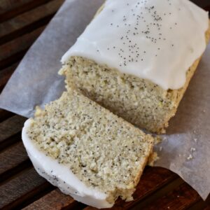 Lemon Poppy Cake